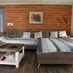 Appartement Klan Klara House