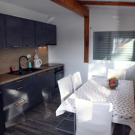 Klan Klara House Апартаменты Порторож