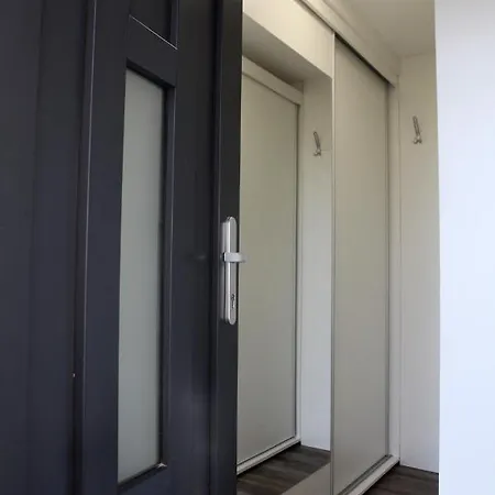 Klan Klara House Апартаменты