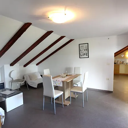 Klan Klara House Πορτορόζ