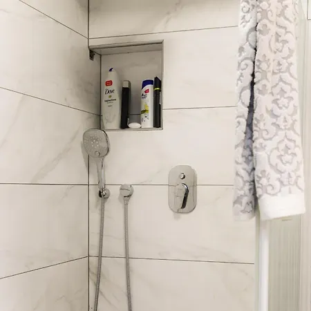Apartament Klan Klara House *