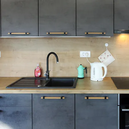 Apartament Klan Klara House *